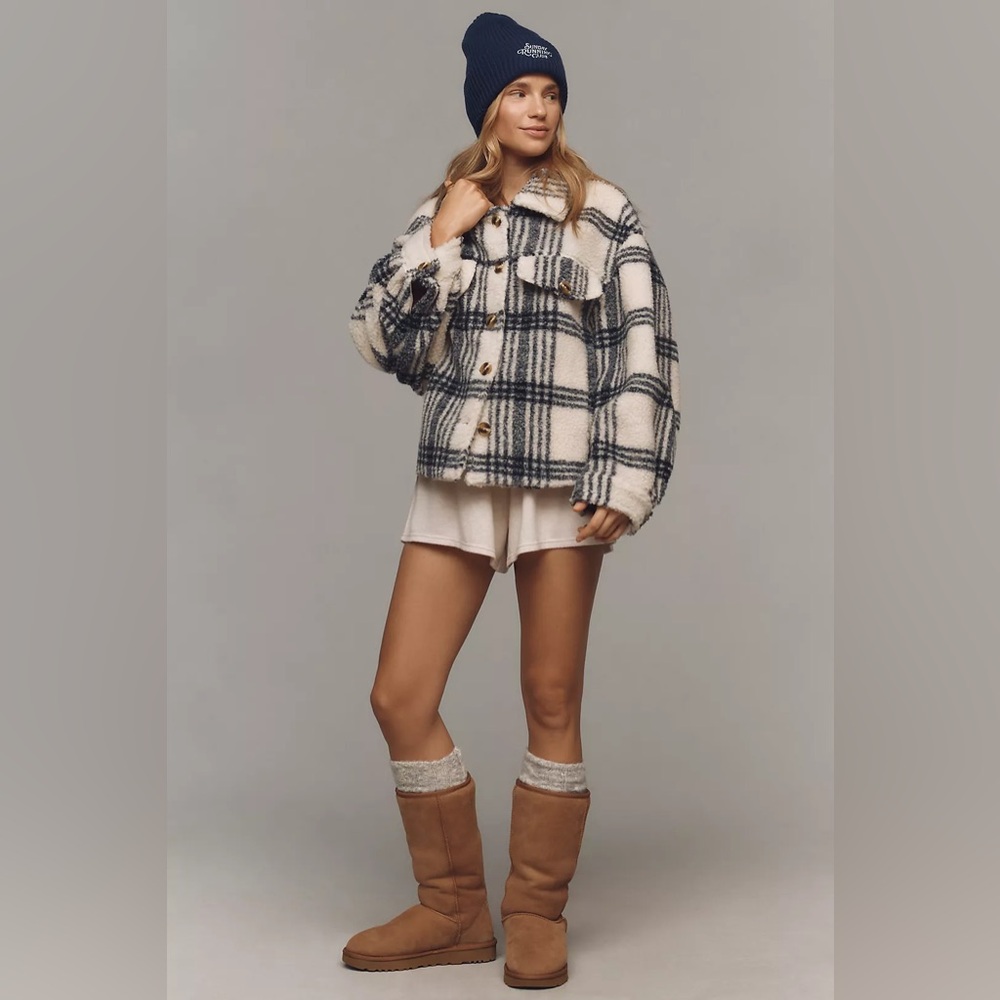 🤎 UGG Australia Tall Suede Boots – Women’s Size 7 🤎
